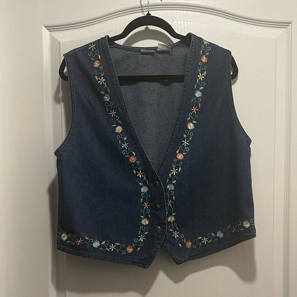 Vintage Stonybrook V-Neck Button Down Vest